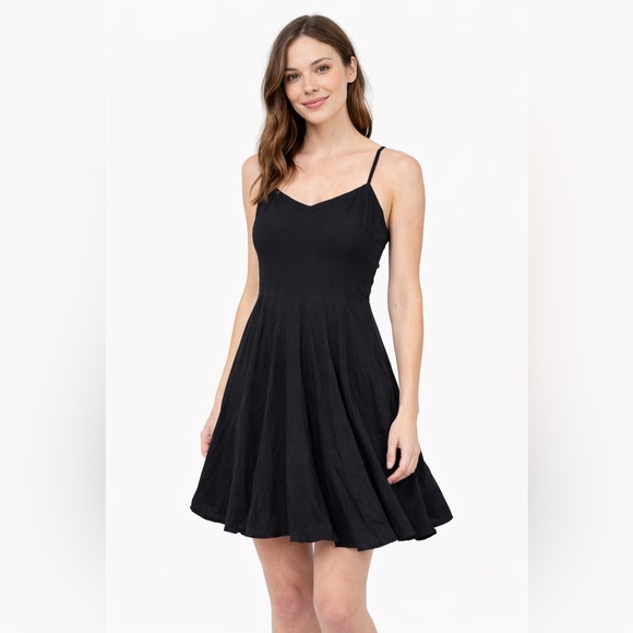 Old Navy Dresses & Skirts - Old Navy Black Skater Dress